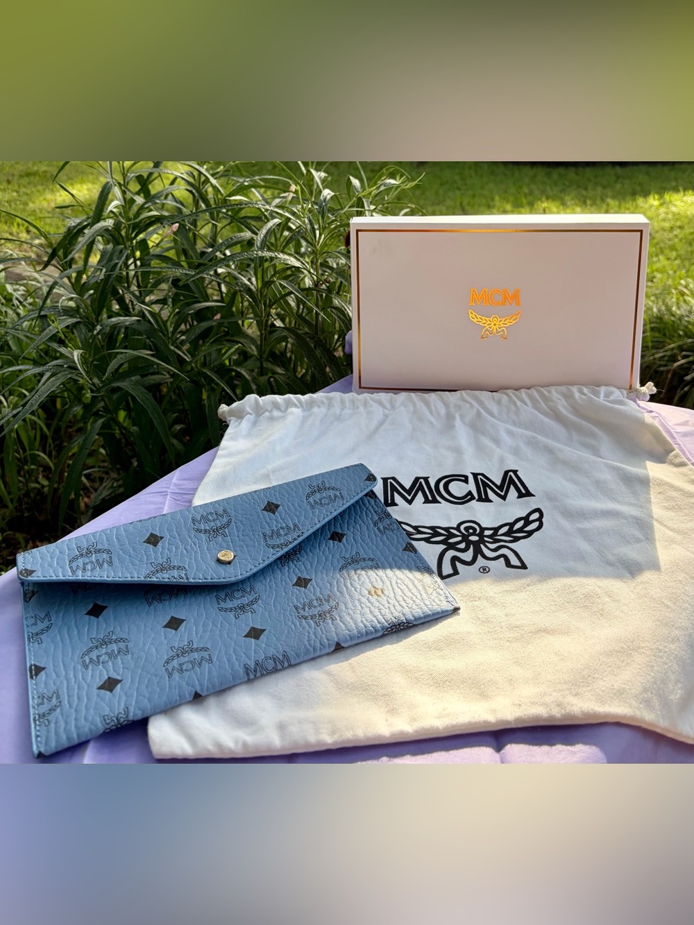 NIB MCM Sky Blue Logo Envelope Clutch/Crossbody. Includes classy chain/box/dusty - Picture 2 of 8